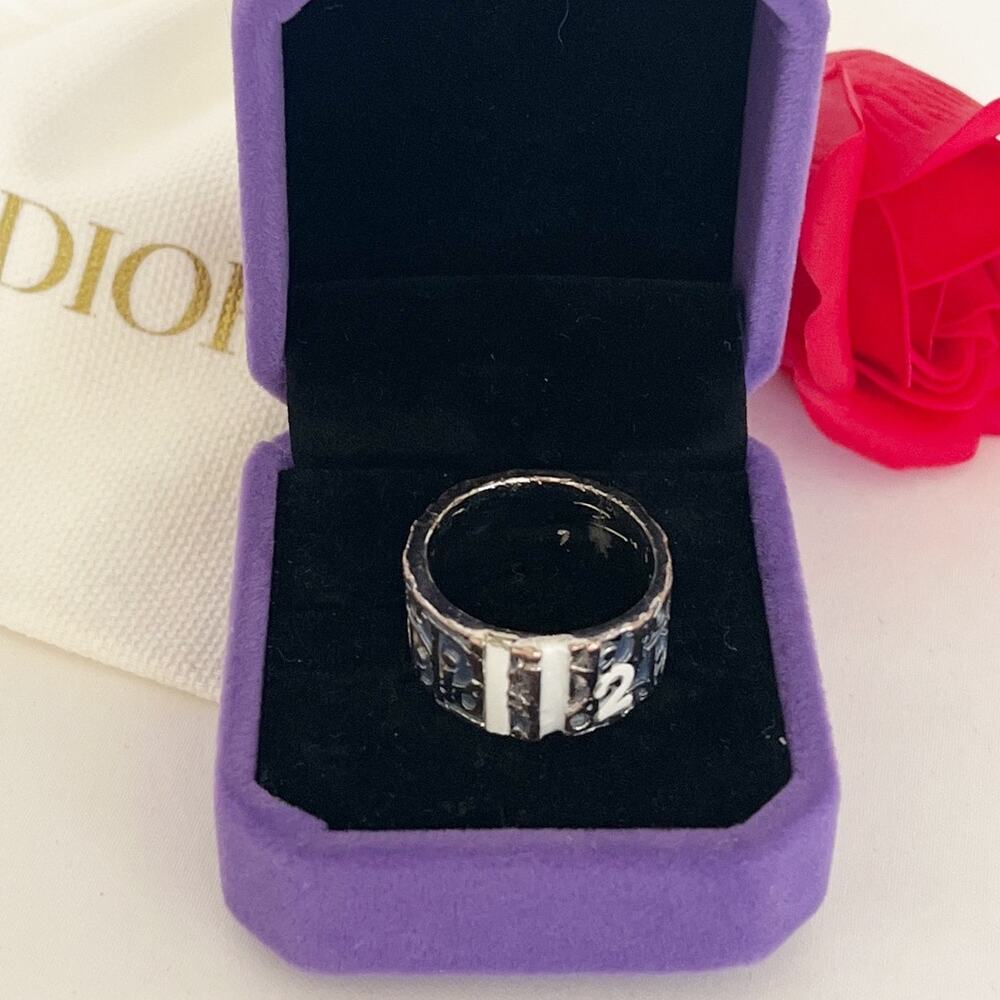 DIOR Trotter No 2 Ring Oblique Band Vintage Circa 2000s - Picture 3 of 9